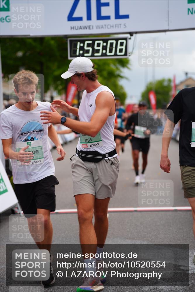 20.09.2026 - PSD Bank Halbmarathon LAZAROV Photography http://msf.ph/oto/10520554 20.09.2026 11:59:07 Ziel 1197, 1519, 1778, 2050, 2185, 3112, 3150, 3194, 3467, 3940, 4029, 4223, 4286, 4694, 4738 meine-sportfotos.de