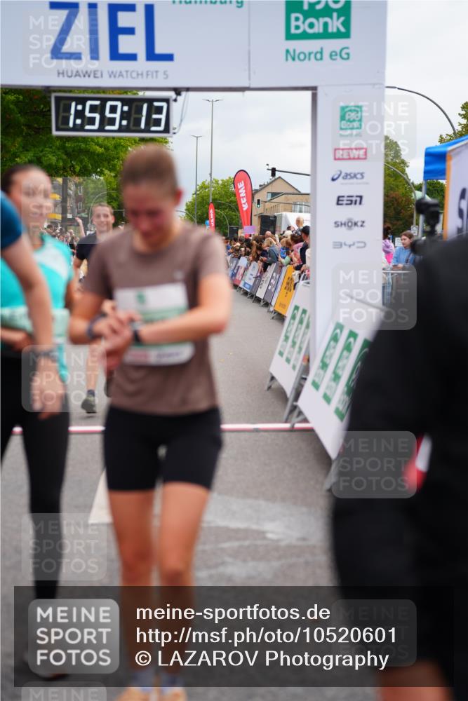 20.09.2026 - PSD Bank Halbmarathon LAZAROV Photography http://msf.ph/oto/10520601 20.09.2026 11:59:13 Ziel 1197, 1519, 1749, 1778, 2050, 2185, 3112, 3150, 3194, 3467, 3940, 4223, 4286, 4591 meine-sportfotos.de