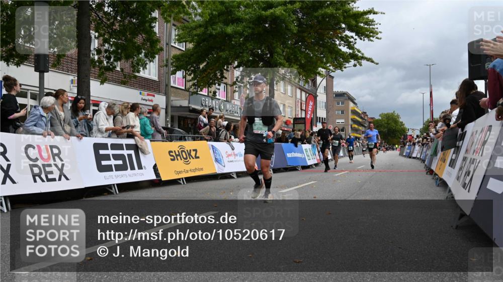 20.09.2026 - PSD Bank Halbmarathon J. Mangold http://msf.ph/oto/10520617 20.09.2026 11:53:29 Ziel 1462, 1961, 2611, 3678, 3702, 3840, 3867, 4021, 4426, 4770 meine-sportfotos.de