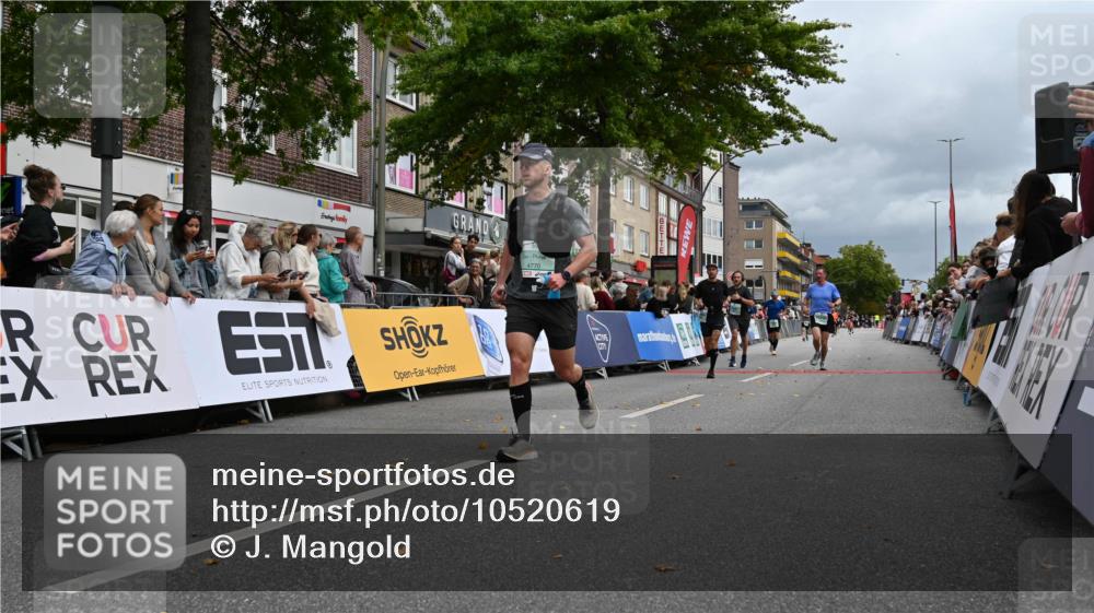 20.09.2026 - PSD Bank Halbmarathon J. Mangold http://msf.ph/oto/10520619 20.09.2026 11:53:29 Ziel 1462, 1961, 2611, 3678, 3702, 3840, 3867, 4021, 4426, 4770 meine-sportfotos.de