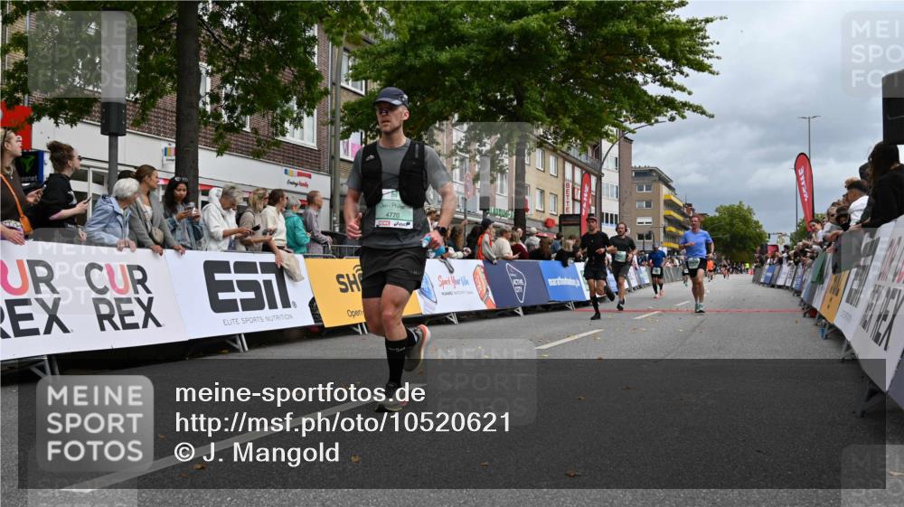 20.09.2026 - PSD Bank Halbmarathon J. Mangold http://msf.ph/oto/10520621 20.09.2026 11:53:30 Ziel 1462, 1961, 2611, 3678, 3702, 3840, 3867, 4021, 4426, 4770 meine-sportfotos.de