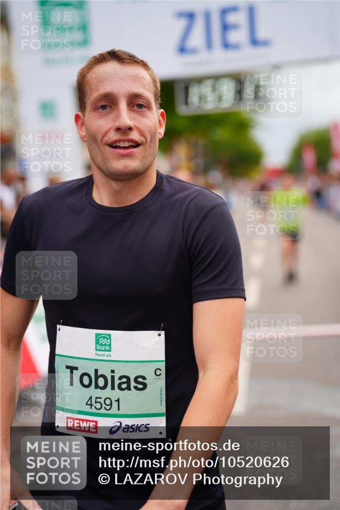 20.09.2026 - PSD Bank Halbmarathon LAZAROV Photography http://msf.ph/oto/10520626 20.09.2026 11:59:16 Ziel 1197, 1519, 1749, 2050, 3112, 3150, 3194, 4223, 4286, 4428, 4591 meine-sportfotos.de
