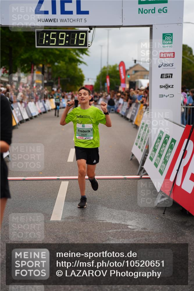 20.09.2026 - PSD Bank Halbmarathon LAZAROV Photography http://msf.ph/oto/10520651 20.09.2026 11:59:19 Ziel 1749, 2370, 3194, 4428, 4591 meine-sportfotos.de