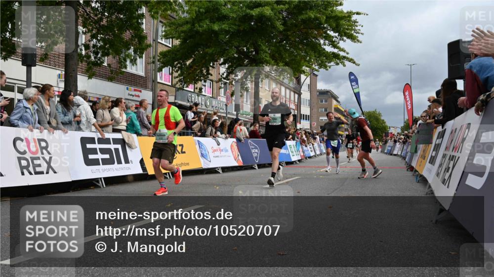 20.09.2026 - PSD Bank Halbmarathon J. Mangold http://msf.ph/oto/10520707 20.09.2026 11:53:56 Ziel 1642, 1839, 2031, 2144, 2594, 3558, 3654, 4027, 4742, 4759, 4785 meine-sportfotos.de