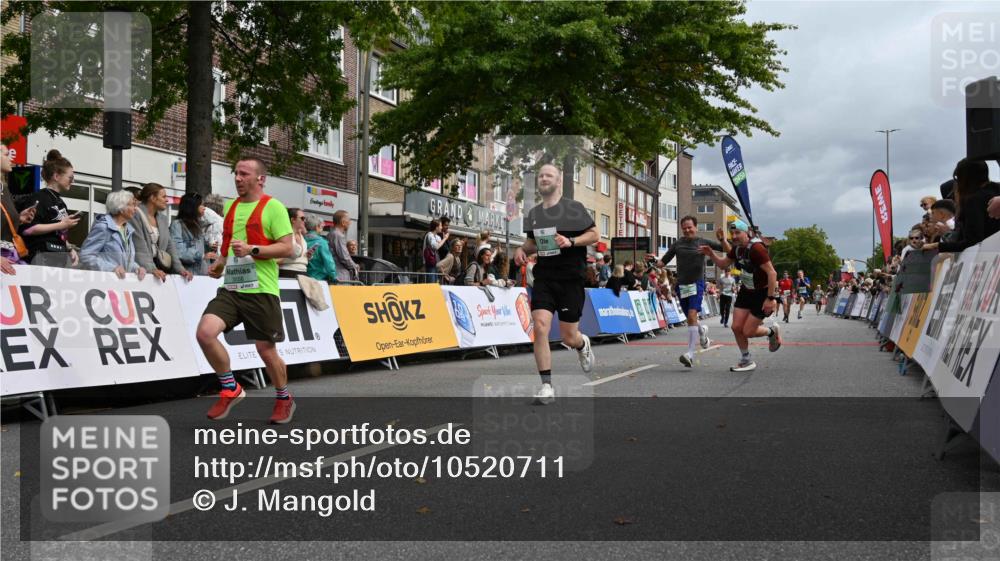 20.09.2026 - PSD Bank Halbmarathon J. Mangold http://msf.ph/oto/10520711 20.09.2026 11:53:56 Ziel 1642, 1839, 2031, 2144, 2594, 3558, 3654, 4027, 4742, 4759, 4785 meine-sportfotos.de