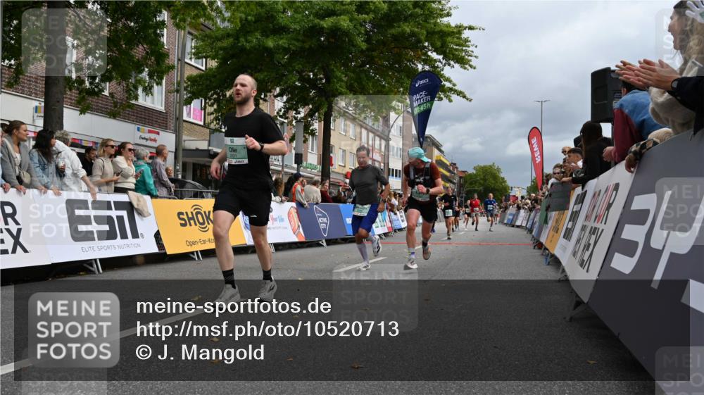 20.09.2026 - PSD Bank Halbmarathon J. Mangold http://msf.ph/oto/10520713 20.09.2026 11:53:57 Ziel 1642, 1839, 2031, 2144, 2594, 3558, 3654, 4027, 4742, 4759, 4785 meine-sportfotos.de