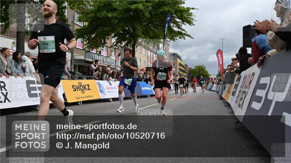 20.09.2026 - PSD Bank Halbmarathon J. Mangold http://msf.ph/oto/10520716 20.09.2026 11:53:57 Ziel 1642, 1839, 2031, 2144, 2594, 3558, 3654, 4027, 4742, 4759, 4785 meine-sportfotos.de