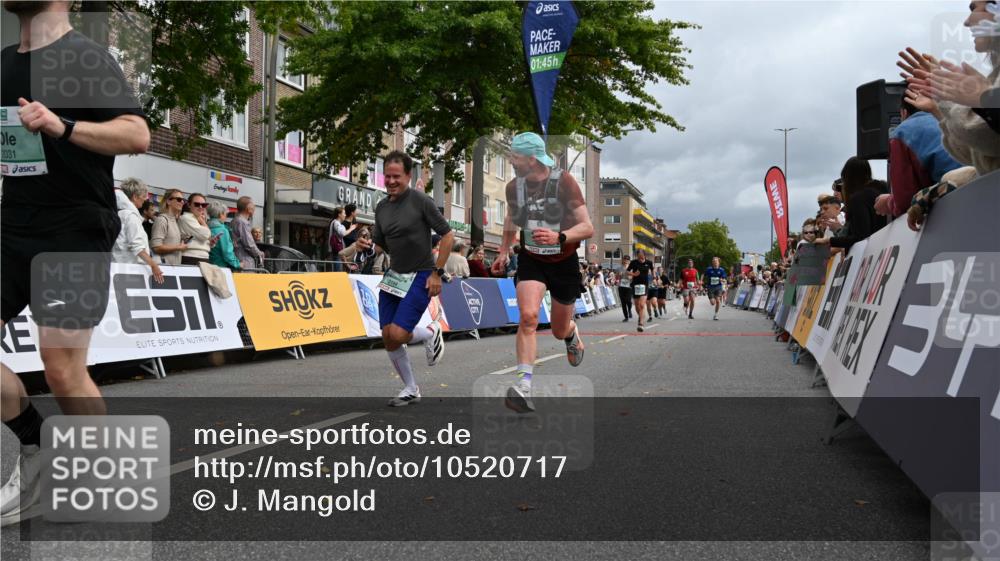 20.09.2026 - PSD Bank Halbmarathon J. Mangold http://msf.ph/oto/10520717 20.09.2026 11:53:57 Ziel 1642, 1839, 2031, 2144, 2594, 3558, 3654, 4027, 4742, 4759, 4785 meine-sportfotos.de