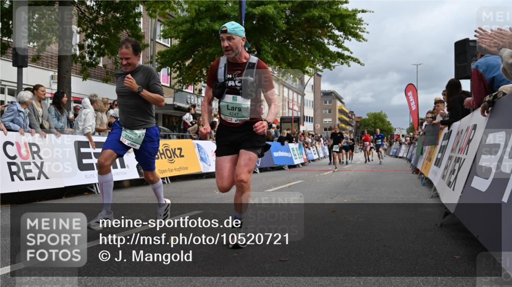 20.09.2026 - PSD Bank Halbmarathon J. Mangold http://msf.ph/oto/10520721 20.09.2026 11:53:58 Ziel 1642, 1839, 2031, 2144, 2594, 3558, 3654, 4027, 4742, 4759, 4785 meine-sportfotos.de