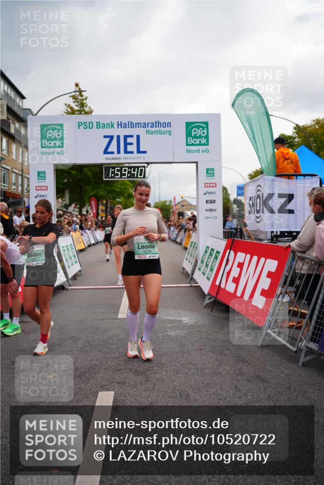 20.09.2026 - PSD Bank Halbmarathon LAZAROV Photography http://msf.ph/oto/10520722 20.09.2026 11:59:39 Ziel 1093, 1098, 1279, 2085, 2208, 2439, 2670, 2736, 3066, 3390, 3771, 3772, 4711 meine-sportfotos.de