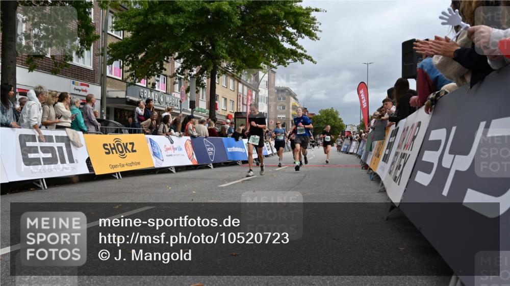 20.09.2026 - PSD Bank Halbmarathon J. Mangold http://msf.ph/oto/10520723 20.09.2026 11:53:59 Ziel 1642, 1839, 2031, 2144, 2594, 2727, 3558, 3654, 4027, 4759, 4785 meine-sportfotos.de
