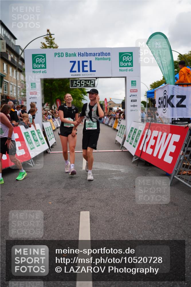 20.09.2026 - PSD Bank Halbmarathon LAZAROV Photography http://msf.ph/oto/10520728 20.09.2026 11:59:41 Ziel 1093, 1098, 1279, 2085, 2208, 2439, 2670, 2736, 3066, 3390, 3771, 3772, 4711 meine-sportfotos.de