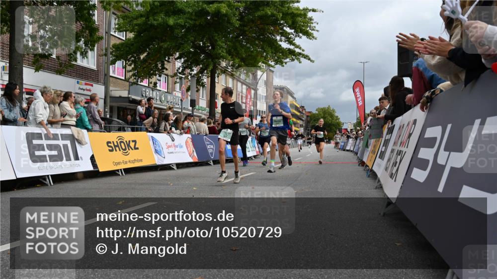 20.09.2026 - PSD Bank Halbmarathon J. Mangold http://msf.ph/oto/10520729 20.09.2026 11:54:00 Ziel 1642, 1839, 2031, 2144, 2594, 2727, 3558, 3654, 4027, 4759, 4777, 4785 meine-sportfotos.de