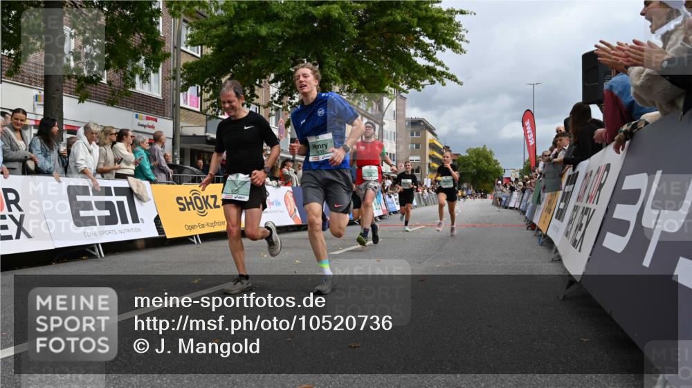 20.09.2026 - PSD Bank Halbmarathon J. Mangold http://msf.ph/oto/10520736 20.09.2026 11:54:01 Ziel 1642, 1839, 2031, 2144, 2594, 2727, 3558, 3654, 4027, 4759, 4777, 4785 meine-sportfotos.de