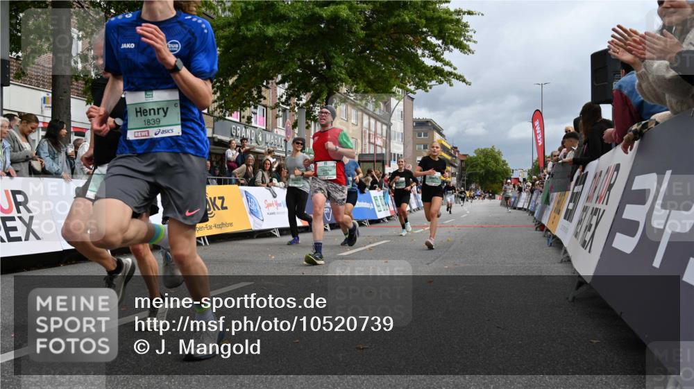 20.09.2026 - PSD Bank Halbmarathon J. Mangold http://msf.ph/oto/10520739 20.09.2026 11:54:01 Ziel 1642, 1839, 2031, 2144, 2594, 2727, 3558, 3654, 4027, 4759, 4777, 4785 meine-sportfotos.de