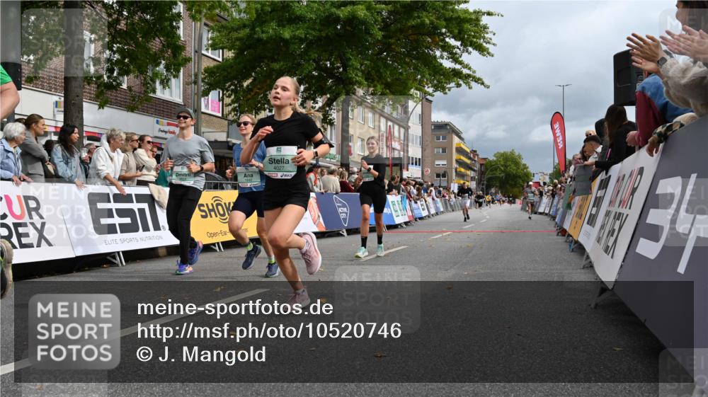 20.09.2026 - PSD Bank Halbmarathon J. Mangold http://msf.ph/oto/10520746 20.09.2026 11:54:02 Ziel 1642, 1839, 2031, 2144, 2594, 2727, 3558, 3654, 4027, 4759, 4777, 4785 meine-sportfotos.de