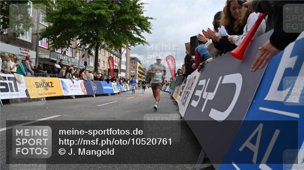 20.09.2026 - PSD Bank Halbmarathon J. Mangold http://msf.ph/oto/10520761 20.09.2026 11:54:08 Ziel 1642, 2594, 2727, 2987, 3654, 3687, 4027, 4759, 4777 meine-sportfotos.de
