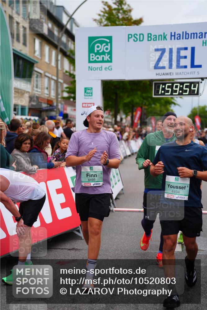 20.09.2026 - PSD Bank Halbmarathon LAZAROV Photography http://msf.ph/oto/10520803 20.09.2026 11:59:53 Ziel 1265, 1454, 2168, 2170, 2470, 3578, 3800, 4493, 4494, 4495 meine-sportfotos.de