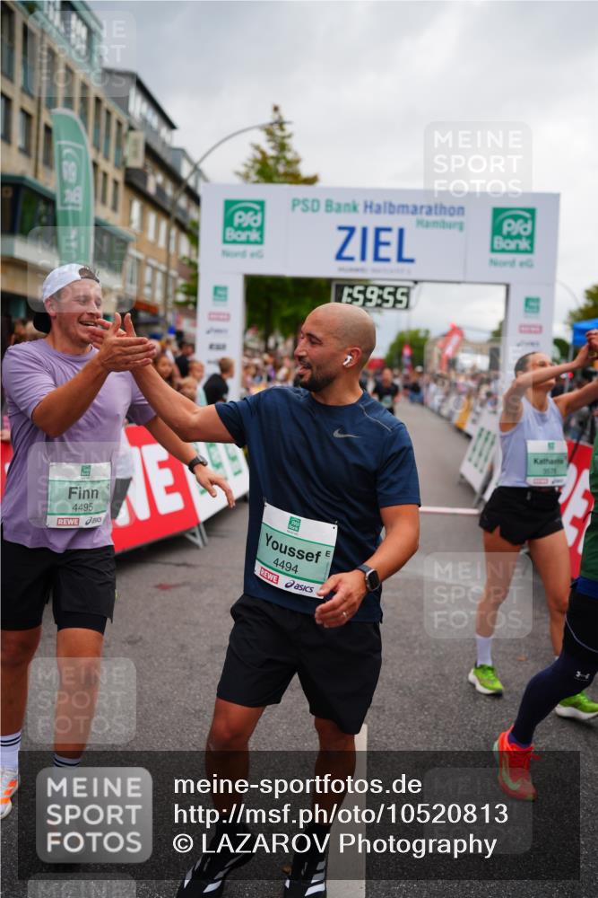 20.09.2026 - PSD Bank Halbmarathon LAZAROV Photography http://msf.ph/oto/10520813 20.09.2026 11:59:55 Ziel 1265, 1454, 2168, 2170, 2470, 3578, 3800, 4493, 4494, 4495 meine-sportfotos.de