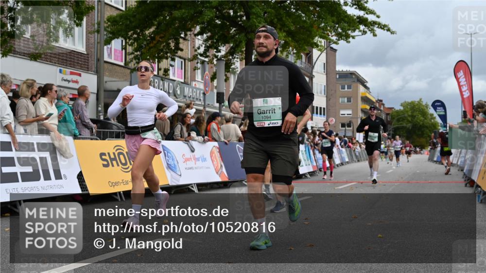 20.09.2026 - PSD Bank Halbmarathon J. Mangold http://msf.ph/oto/10520816 20.09.2026 11:54:28 Ziel 1067, 1094, 2123, 2313, 2647, 2669, 3351, 3386, 3426, 4569, 4644, 4755 meine-sportfotos.de