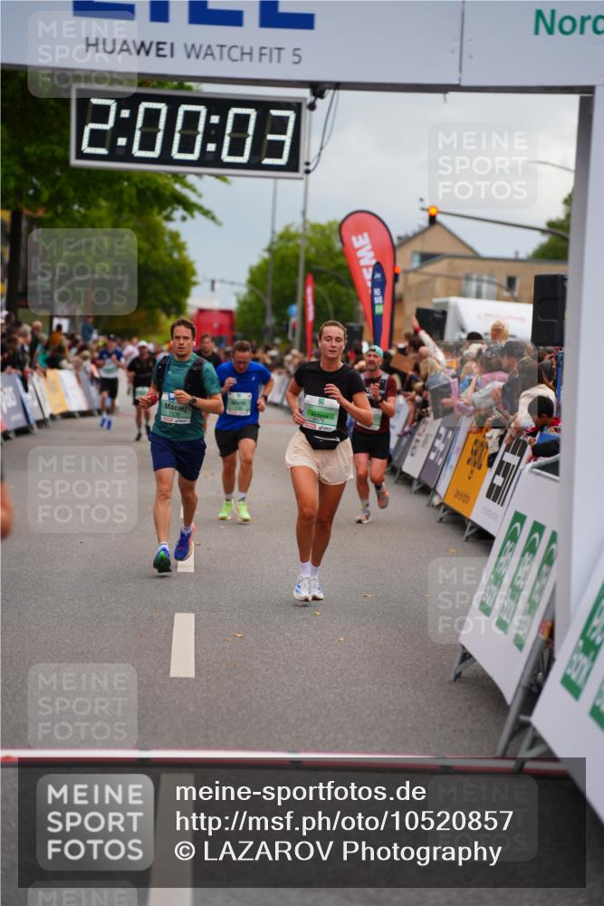 20.09.2026 - PSD Bank Halbmarathon LAZAROV Photography http://msf.ph/oto/10520857 20.09.2026 12:00:03 Ziel 1112, 1454, 2186, 2238, 2470, 4670 meine-sportfotos.de