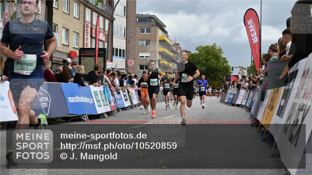 20.09.2026 - PSD Bank Halbmarathon J. Mangold http://msf.ph/oto/10520859 20.09.2026 11:54:46 Ziel 1178, 1184, 1433, 3115, 3372, 3893, 4447, 4645, 4656, 4720 meine-sportfotos.de