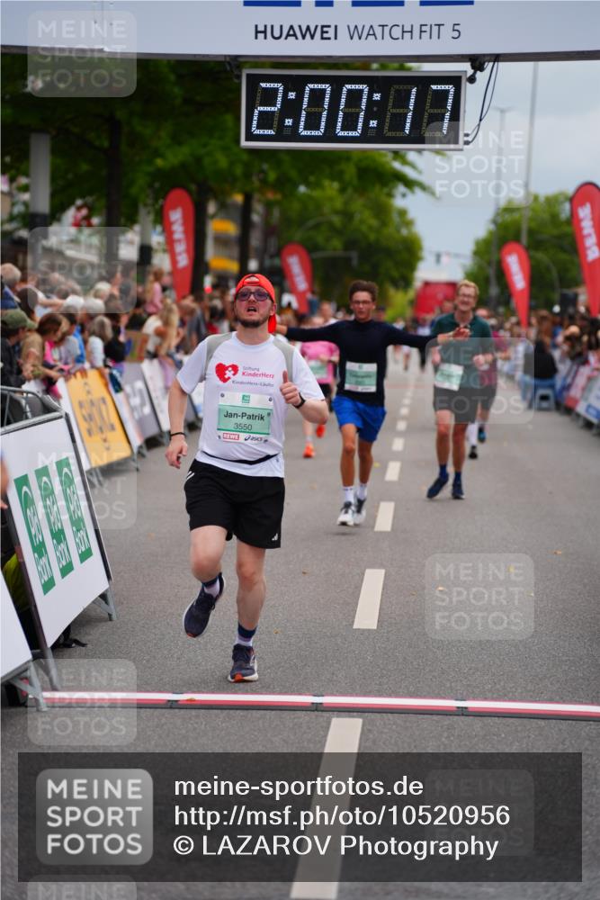 20.09.2026 - PSD Bank Halbmarathon LAZAROV Photography http://msf.ph/oto/10520956 20.09.2026 12:00:16 Ziel 1788, 1927, 2676, 2693, 3146, 3550, 4583 meine-sportfotos.de