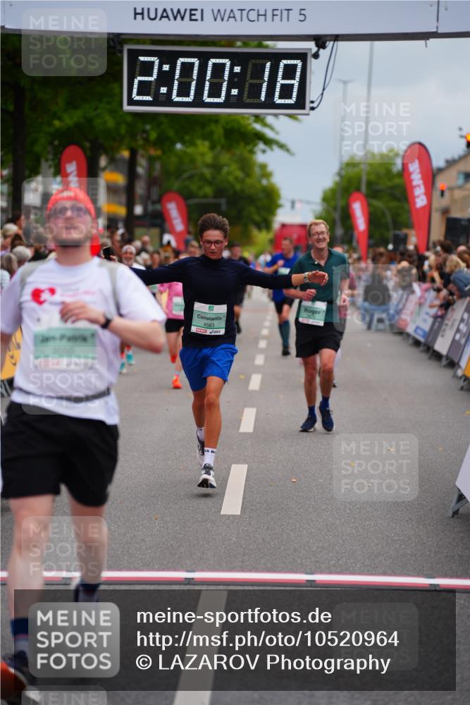 20.09.2026 - PSD Bank Halbmarathon LAZAROV Photography http://msf.ph/oto/10520964 20.09.2026 12:00:17 Ziel 1788, 1927, 2676, 2693, 3146, 3550, 4583 meine-sportfotos.de