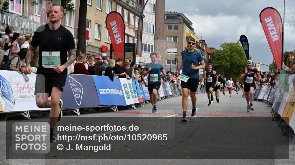 20.09.2026 - PSD Bank Halbmarathon J. Mangold http://msf.ph/oto/10520965 20.09.2026 11:55:12 Ziel 1064, 1185, 1538, 1597, 1819, 1966, 2495, 3733, 4156, 4617, 4769 meine-sportfotos.de