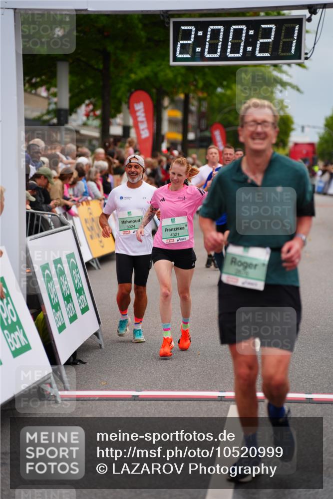 20.09.2026 - PSD Bank Halbmarathon LAZAROV Photography http://msf.ph/oto/10520999 20.09.2026 12:00:21 Ziel 1788, 2228, 2676, 3024, 3550, 3812, 4321, 4583, 4704, 4741 meine-sportfotos.de