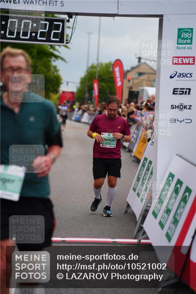 20.09.2026 - PSD Bank Halbmarathon LAZAROV Photography http://msf.ph/oto/10521002 20.09.2026 12:00:22 Ziel 1788, 2228, 2338, 2676, 3024, 3550, 3566, 3812, 4321, 4583, 4704, 4741 meine-sportfotos.de