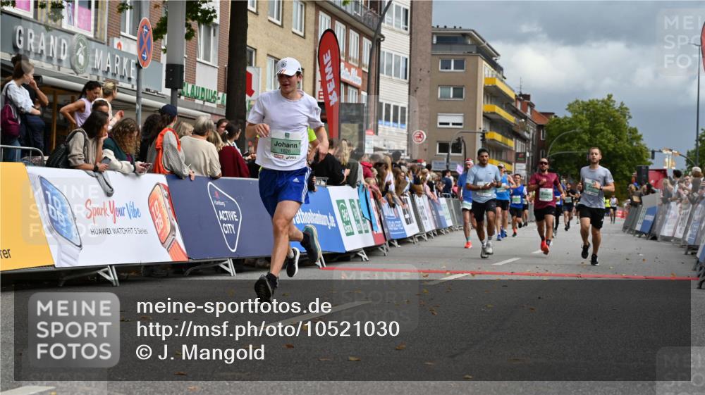 20.09.2026 - PSD Bank Halbmarathon J. Mangold http://msf.ph/oto/10521030 20.09.2026 11:55:35 Ziel 1277, 1289, 1354, 1826, 1900, 2015, 2810, 3760, 3781, 3809, 3811, 4731 meine-sportfotos.de