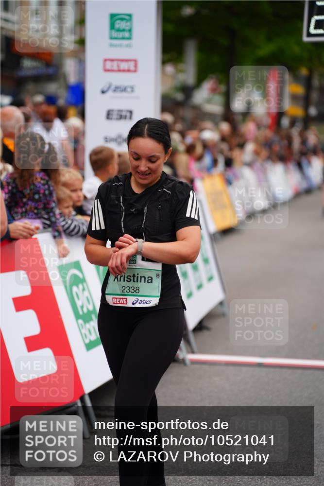 20.09.2026 - PSD Bank Halbmarathon LAZAROV Photography http://msf.ph/oto/10521041 20.09.2026 12:00:30 Ziel 2228, 2338, 2742, 3024, 3566, 3812, 4095, 4321, 4704, 4741 meine-sportfotos.de