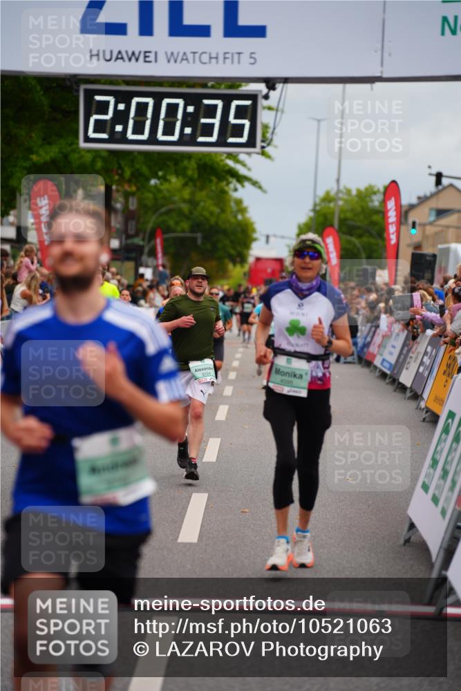 20.09.2026 - PSD Bank Halbmarathon LAZAROV Photography http://msf.ph/oto/10521063 20.09.2026 12:00:34 Ziel 1100, 2338, 2742, 3124, 3566, 4095 meine-sportfotos.de