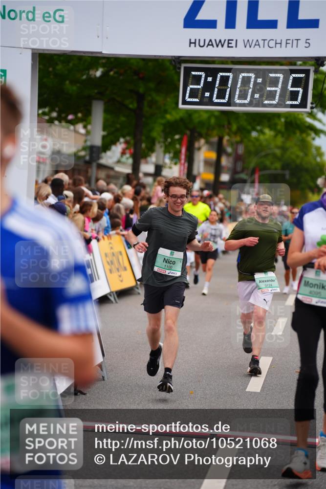 20.09.2026 - PSD Bank Halbmarathon LAZAROV Photography http://msf.ph/oto/10521068 20.09.2026 12:00:35 Ziel 1100, 1334, 2742, 3124, 3661, 4095 meine-sportfotos.de