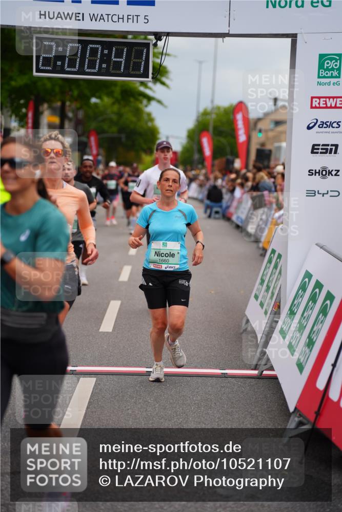 20.09.2026 - PSD Bank Halbmarathon LAZAROV Photography http://msf.ph/oto/10521107 20.09.2026 12:00:41 Ziel 1018, 1100, 1334, 1660, 2742, 2757, 3124, 3489, 3661, 3980, 4095, 4265, 4696 meine-sportfotos.de