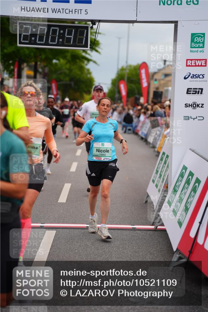 20.09.2026 - PSD Bank Halbmarathon LAZAROV Photography http://msf.ph/oto/10521109 20.09.2026 12:00:41 Ziel 1018, 1100, 1334, 1660, 2742, 2757, 3124, 3489, 3661, 3980, 4095, 4265, 4696 meine-sportfotos.de