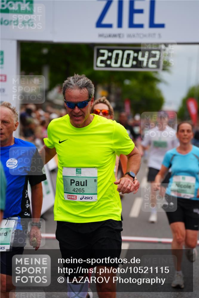 20.09.2026 - PSD Bank Halbmarathon LAZAROV Photography http://msf.ph/oto/10521115 20.09.2026 12:00:42 Ziel 1018, 1100, 1334, 1660, 2757, 3124, 3489, 3661, 3980, 4095, 4265, 4696 meine-sportfotos.de