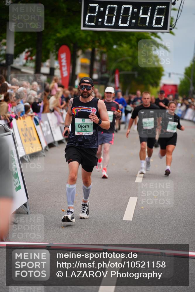 20.09.2026 - PSD Bank Halbmarathon LAZAROV Photography http://msf.ph/oto/10521158 20.09.2026 12:00:46 Ziel 1018, 1334, 1660, 2194, 2757, 2986, 3489, 3661, 3915, 3980, 4122, 4265, 4696 meine-sportfotos.de