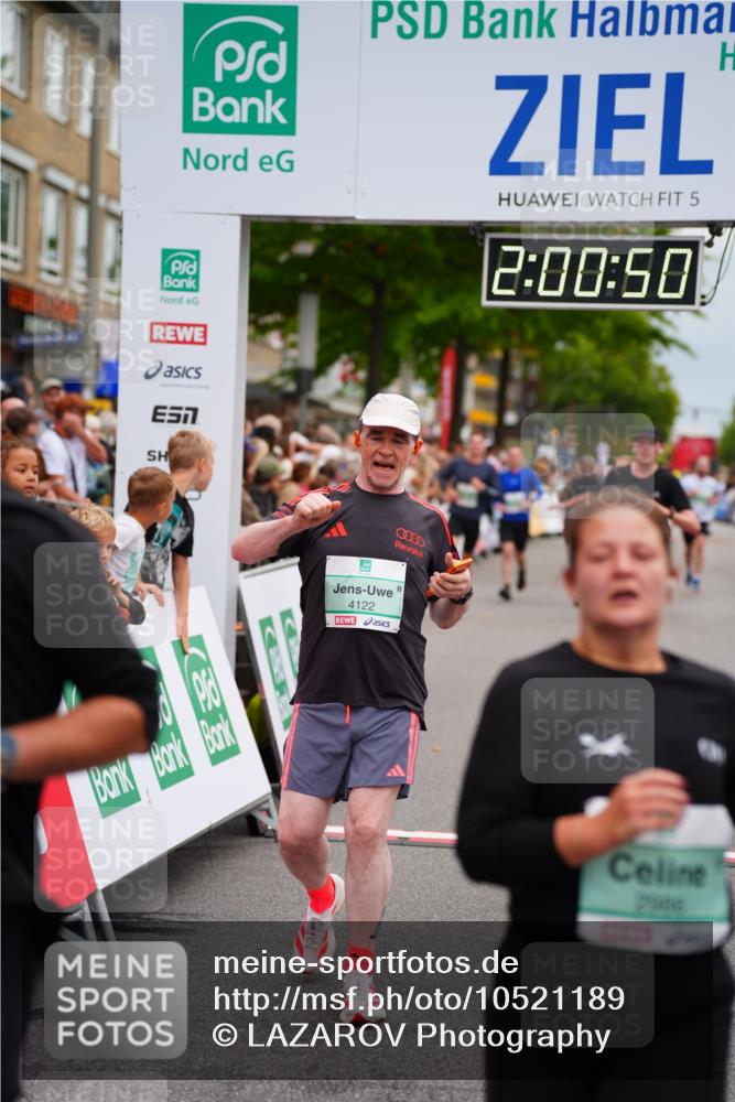 20.09.2026 - PSD Bank Halbmarathon LAZAROV Photography http://msf.ph/oto/10521189 20.09.2026 12:00:50 Ziel 1018, 1366, 2194, 2938, 2986, 3123, 3751, 3915, 3980, 4122, 4696 meine-sportfotos.de