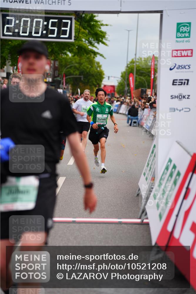 20.09.2026 - PSD Bank Halbmarathon LAZAROV Photography http://msf.ph/oto/10521208 20.09.2026 12:00:53 Ziel 1366, 2020, 2194, 2938, 2986, 3123, 3383, 3554, 3751, 3915, 4122 meine-sportfotos.de