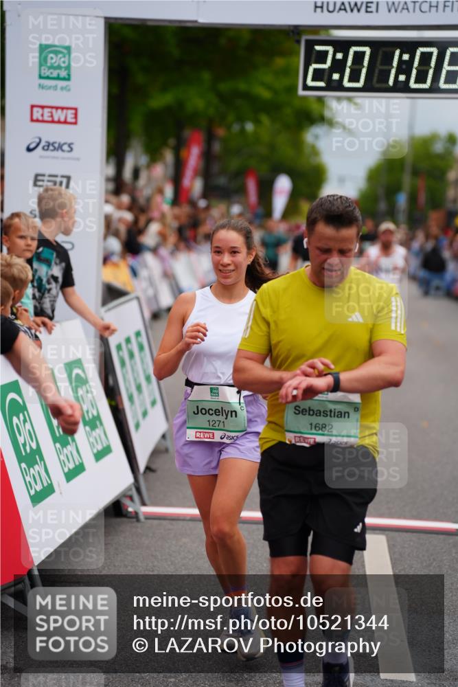 20.09.2026 - PSD Bank Halbmarathon LAZAROV Photography http://msf.ph/oto/10521344 20.09.2026 12:01:06 Ziel 1271, 1682, 2567, 3027, 3283, 3368, 4043, 4199 meine-sportfotos.de