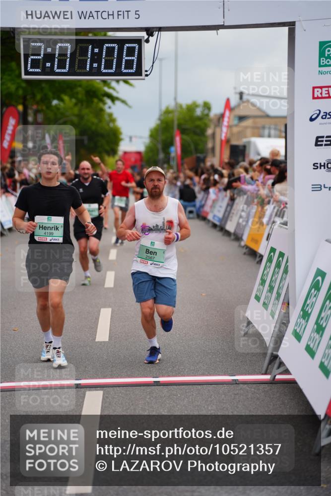 20.09.2026 - PSD Bank Halbmarathon LAZAROV Photography http://msf.ph/oto/10521357 20.09.2026 12:01:07 Ziel 1271, 1682, 2567, 3283, 3368, 4043, 4199 meine-sportfotos.de