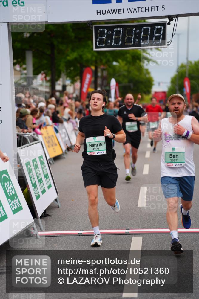 20.09.2026 - PSD Bank Halbmarathon LAZAROV Photography http://msf.ph/oto/10521360 20.09.2026 12:01:08 Ziel 1271, 1682, 2567, 3283, 3368, 4043, 4199 meine-sportfotos.de