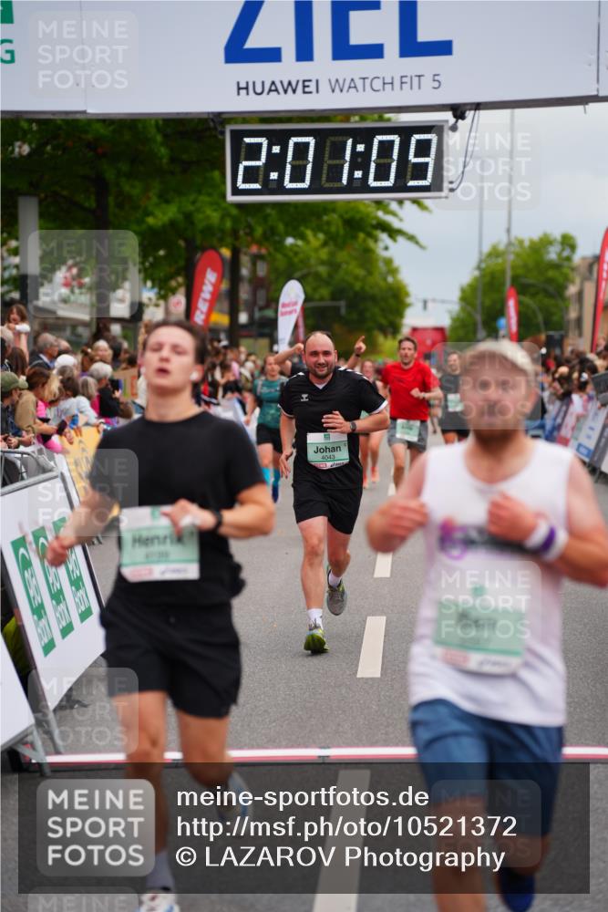 20.09.2026 - PSD Bank Halbmarathon LAZAROV Photography http://msf.ph/oto/10521372 20.09.2026 12:01:09 Ziel 1271, 1451, 1682, 2567, 3283, 3368, 3789, 4043, 4199 meine-sportfotos.de