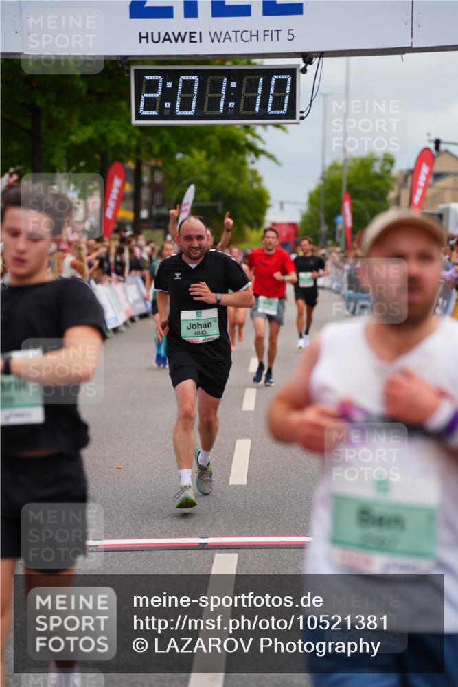 20.09.2026 - PSD Bank Halbmarathon LAZAROV Photography http://msf.ph/oto/10521381 20.09.2026 12:01:09 Ziel 1271, 1451, 1682, 2567, 3283, 3368, 3789, 4043, 4199 meine-sportfotos.de