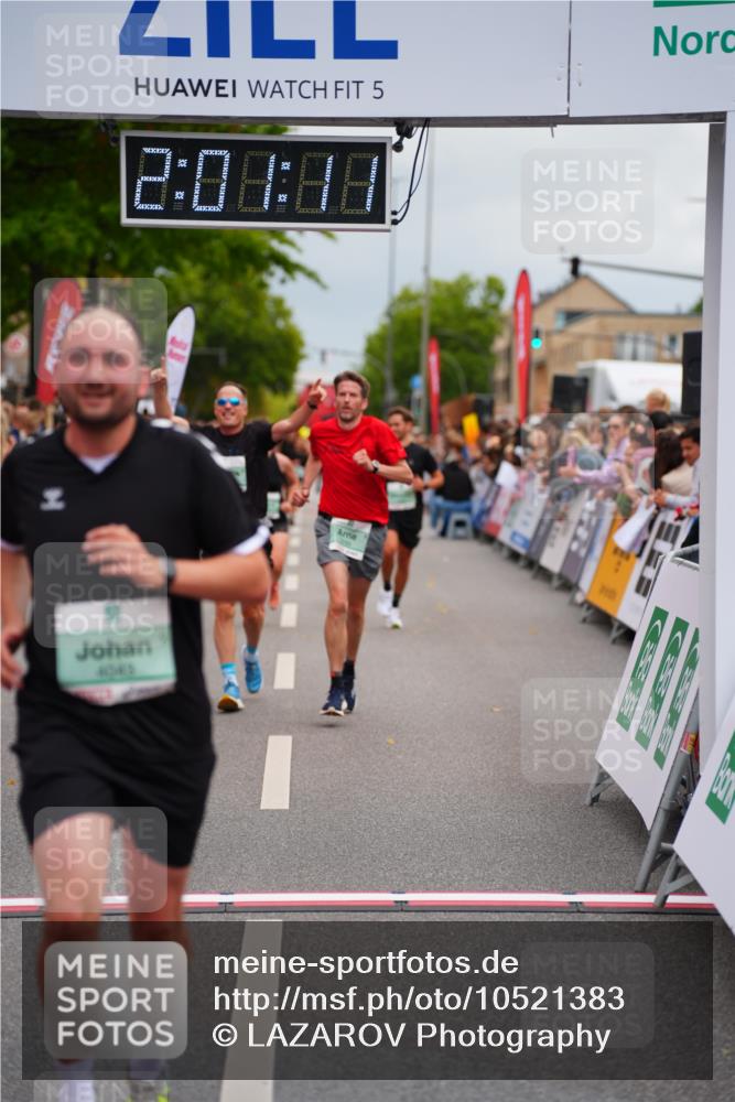 20.09.2026 - PSD Bank Halbmarathon LAZAROV Photography http://msf.ph/oto/10521383 20.09.2026 12:01:11 Ziel 1271, 1451, 1682, 1818, 2375, 2527, 2567, 3368, 3789, 4043, 4199 meine-sportfotos.de