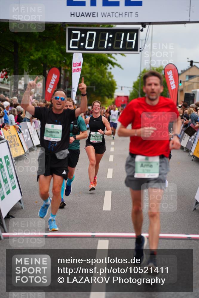 20.09.2026 - PSD Bank Halbmarathon LAZAROV Photography http://msf.ph/oto/10521411 20.09.2026 12:01:13 Ziel 1271, 1451, 1818, 2375, 2527, 2567, 3789, 4043, 4199 meine-sportfotos.de