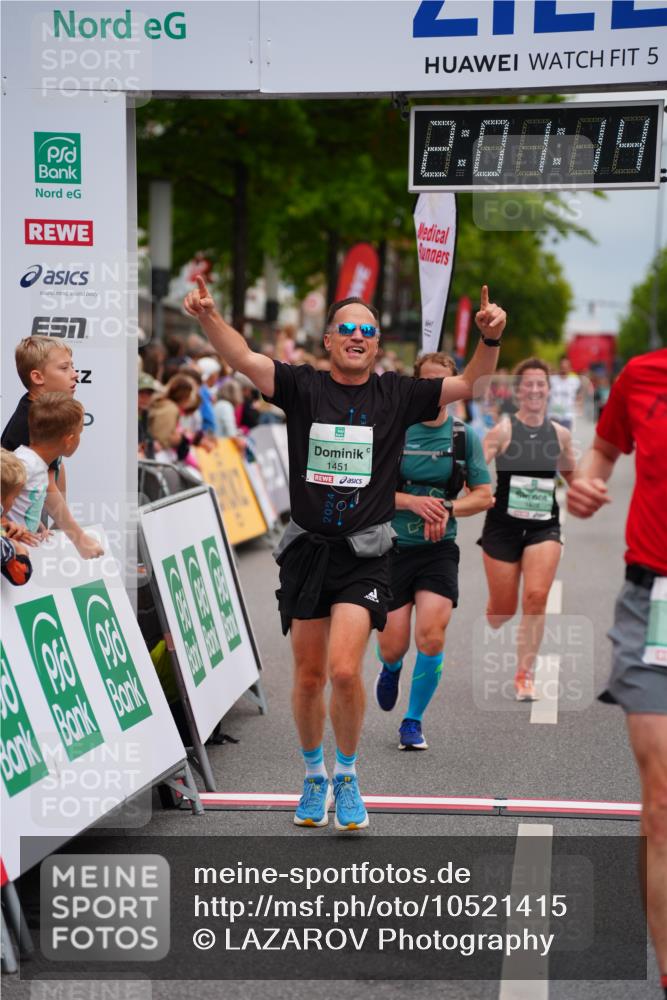 20.09.2026 - PSD Bank Halbmarathon LAZAROV Photography http://msf.ph/oto/10521415 20.09.2026 12:01:14 Ziel 1451, 1818, 2375, 2527, 2567, 3789, 4043, 4199 meine-sportfotos.de