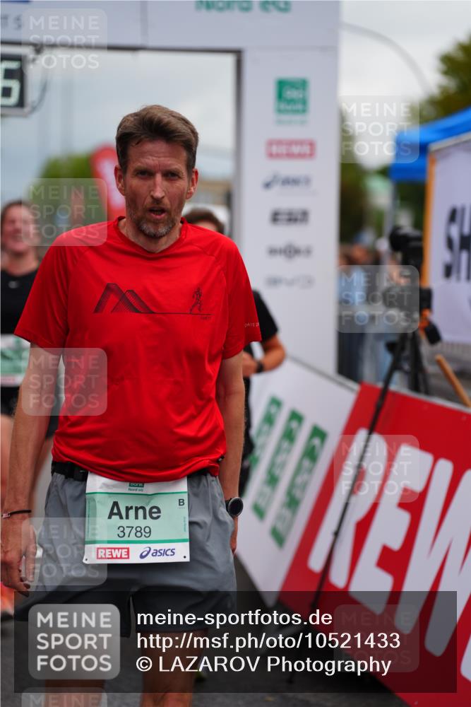 20.09.2026 - PSD Bank Halbmarathon LAZAROV Photography http://msf.ph/oto/10521433 20.09.2026 12:01:16 Ziel 1451, 1818, 2375, 2527, 2567, 3789, 4043, 4199 meine-sportfotos.de